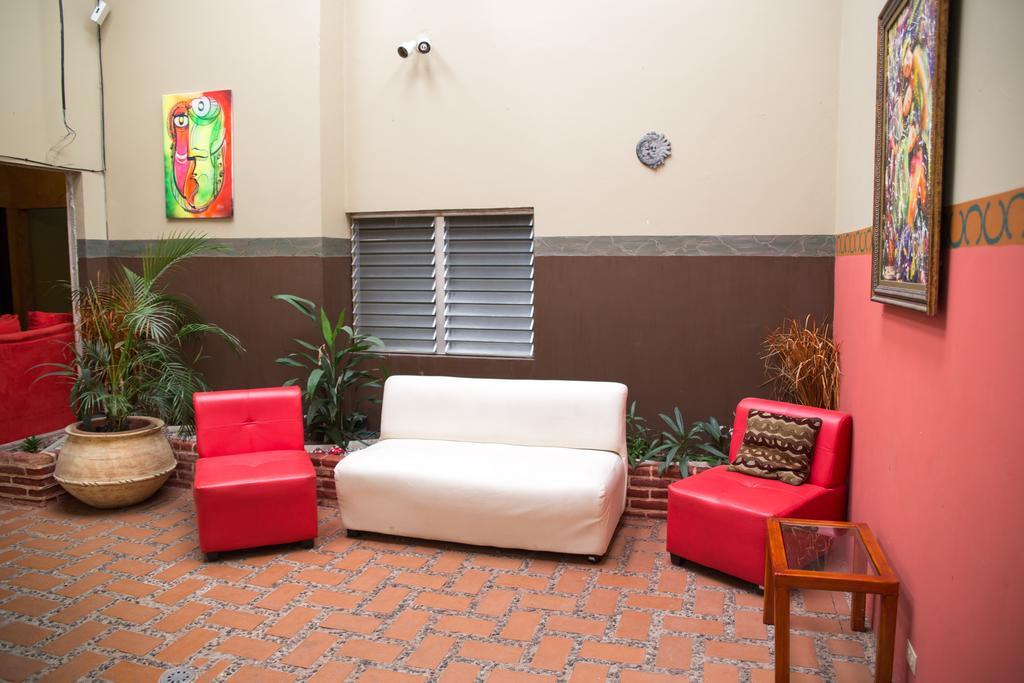 Hotel Casa Maria サン・ペドロ・スーラ エクステリア 写真