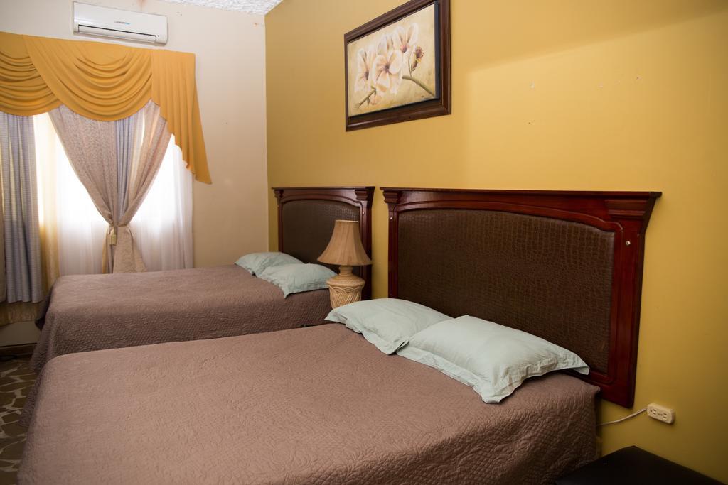 Hotel Casa Maria サン・ペドロ・スーラ エクステリア 写真